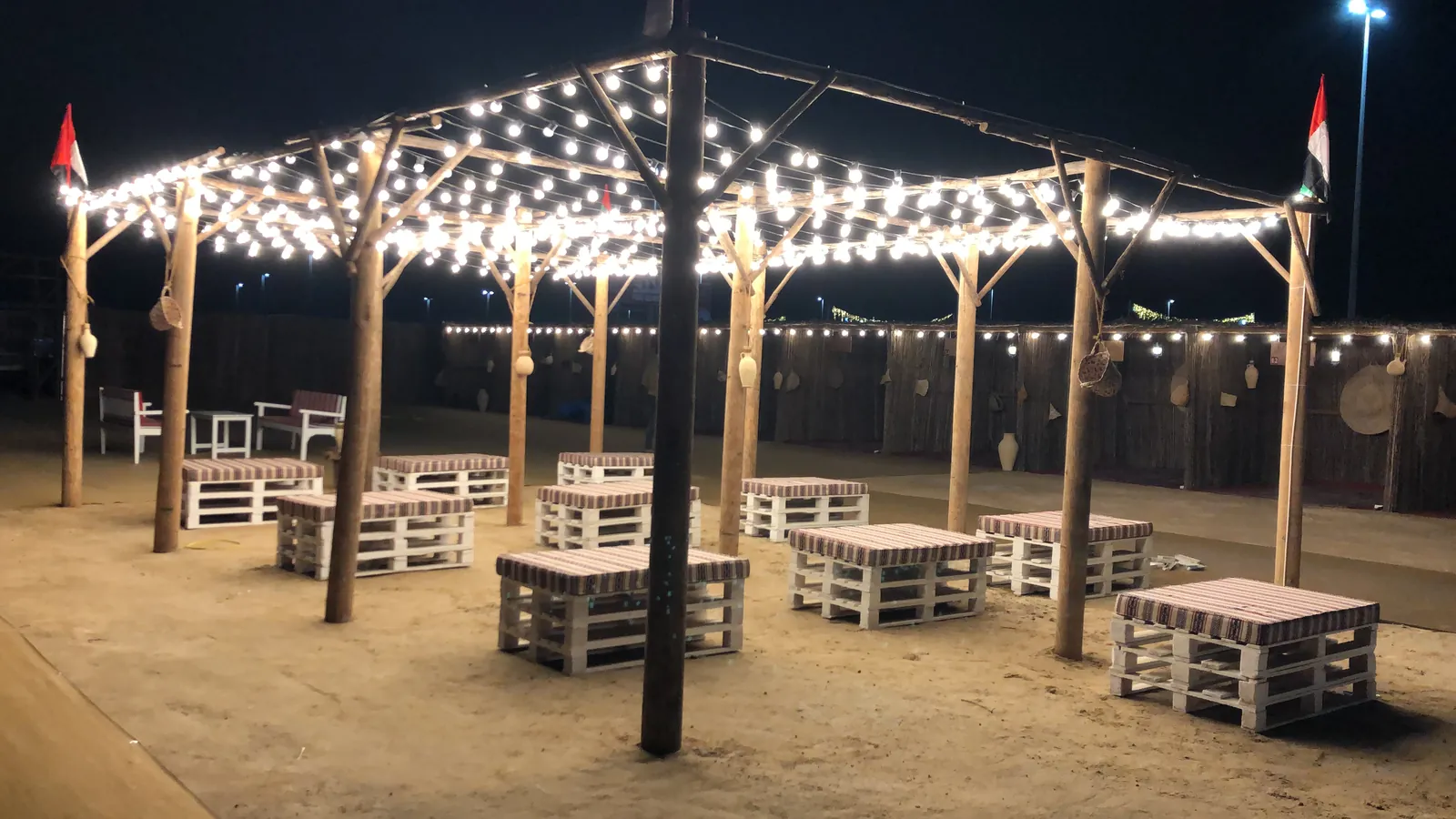 Liwa café